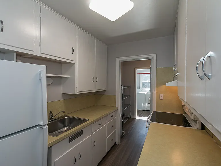 1770 Patterson St — Photo 6