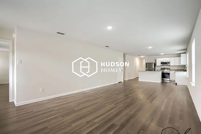 419 Shorty St — Photo 5