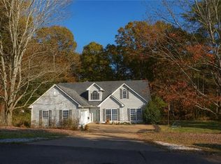 4121 Evian Way, Gainesville, GA 30507