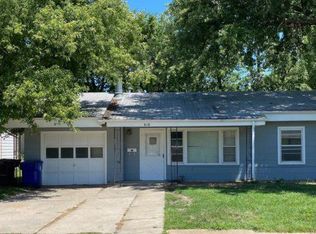 818 N Barber St, McPherson, KS 67460