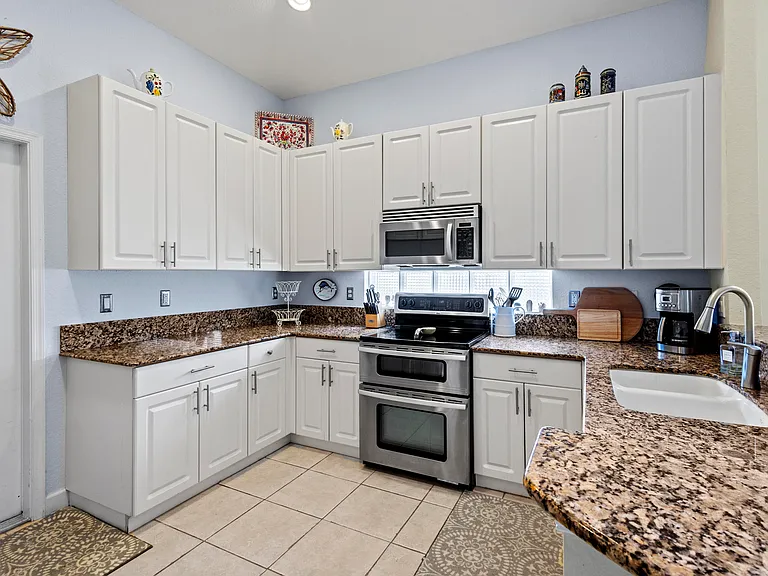 7085 SE Cricket Ct — Photo 2