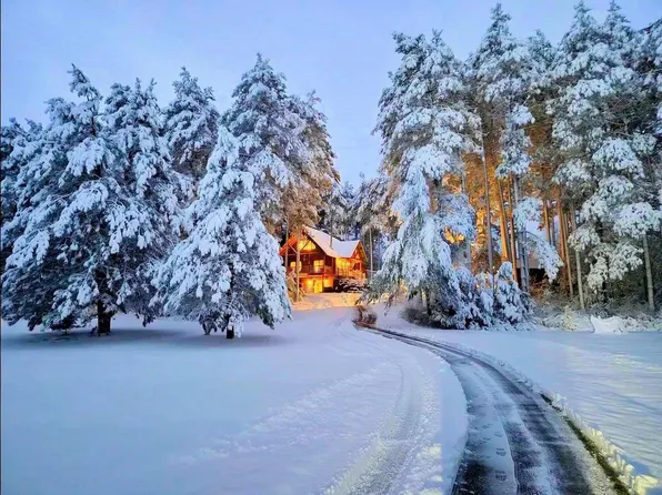 N6211 Cedar Cove Lane, Oxford, WI 53952