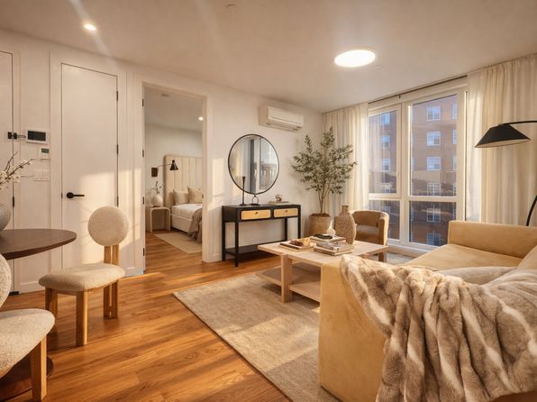 205 Cabrini Blvd #3D