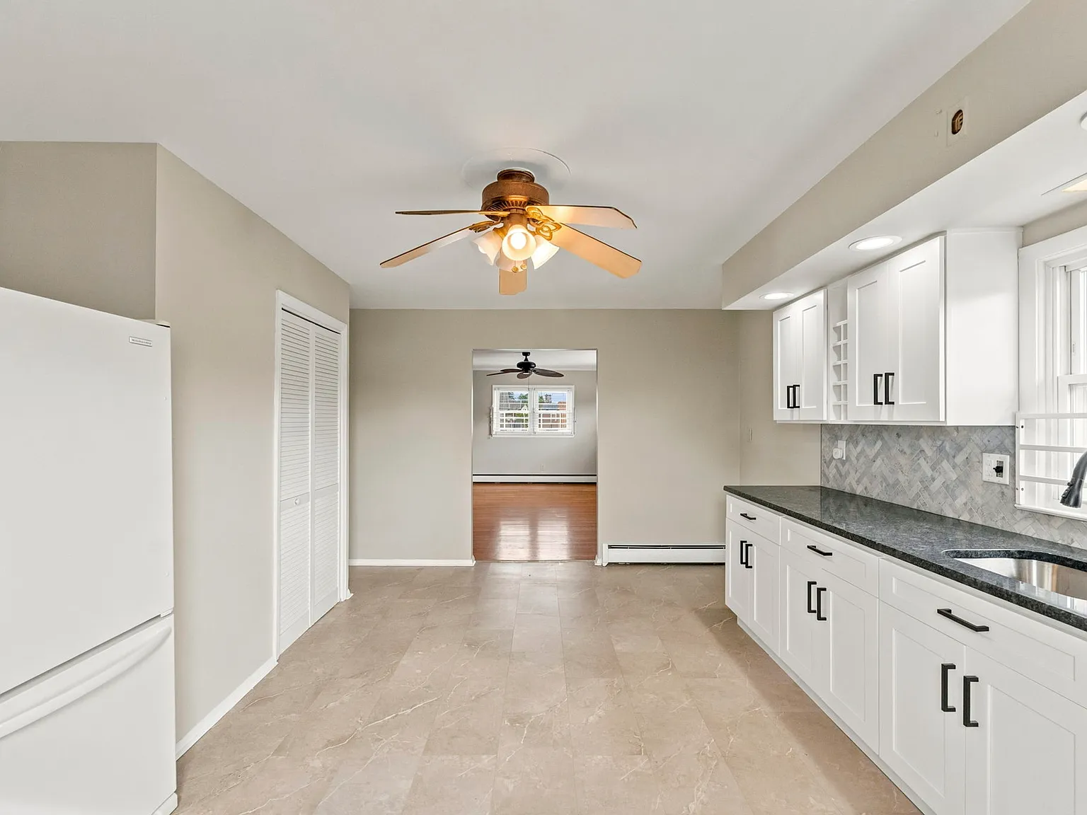 2 bed, $2,500 — Photo 4