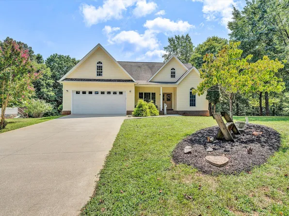 1280 Idlewood Rd, Hardy, VA 24101