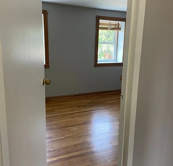 640 Kingston Rd — Photo 5