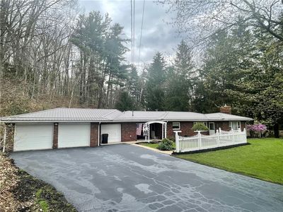 2774 Pulaski Rd, New Castle, PA, 16105