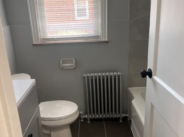 190 Park Ave #1, East Orange, NJ 07017