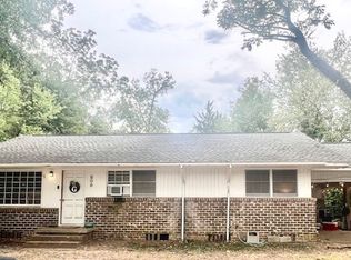 808 E 8th Ave, Linden, AL 36748