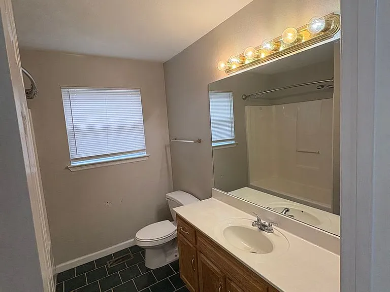 1106 Carline Rd — Photo 23