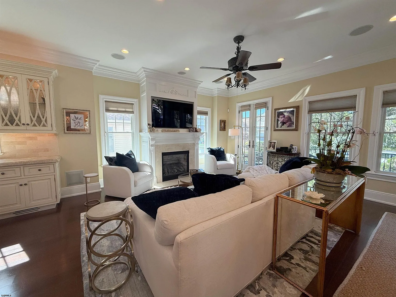 4 bed, 3.5 bath, $55,000 — Photo 3