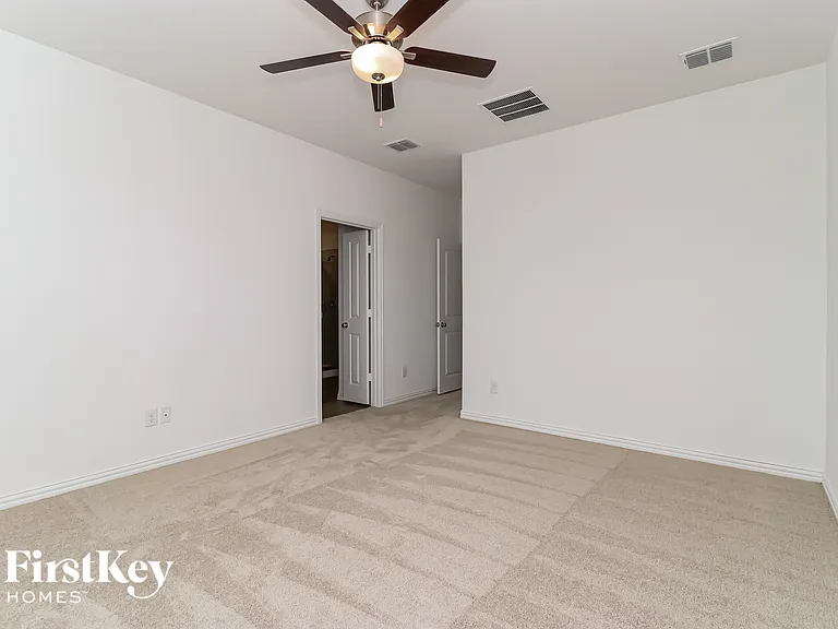 10113 Elkhorn Dr — Photo 7