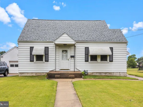113 Central Ave, Ewing, NJ 08628