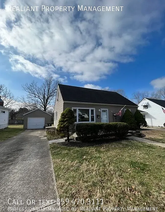 882 Cheryl Ln photo 1