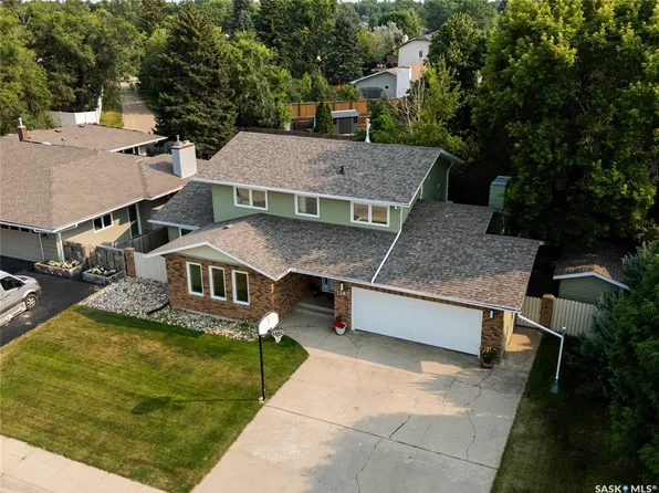 1287 Simcoe STREET, Moose Jaw, SK S6H 3J5