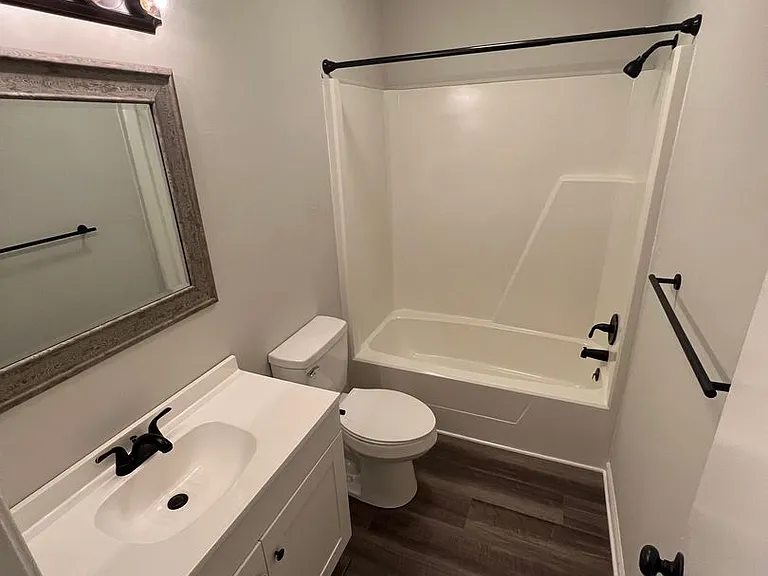 1711 Wards Ferry Rd — Photo 9