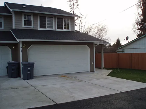 1402 7th Ave SE Photo 1