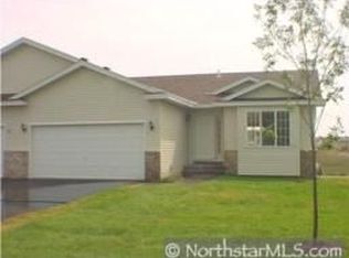 2 Nina Ct SW, Isanti, MN 55040