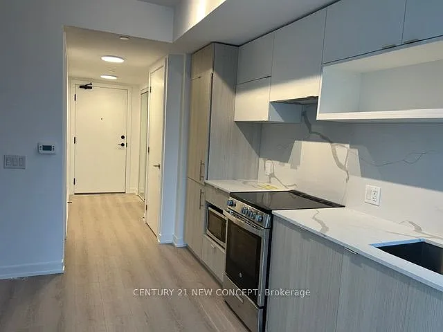 100 Queens Park #2510 — Photo 3