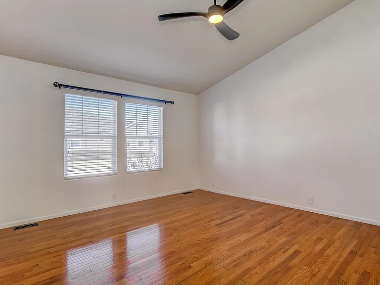 7198 Red Sand Grv — Photo 22