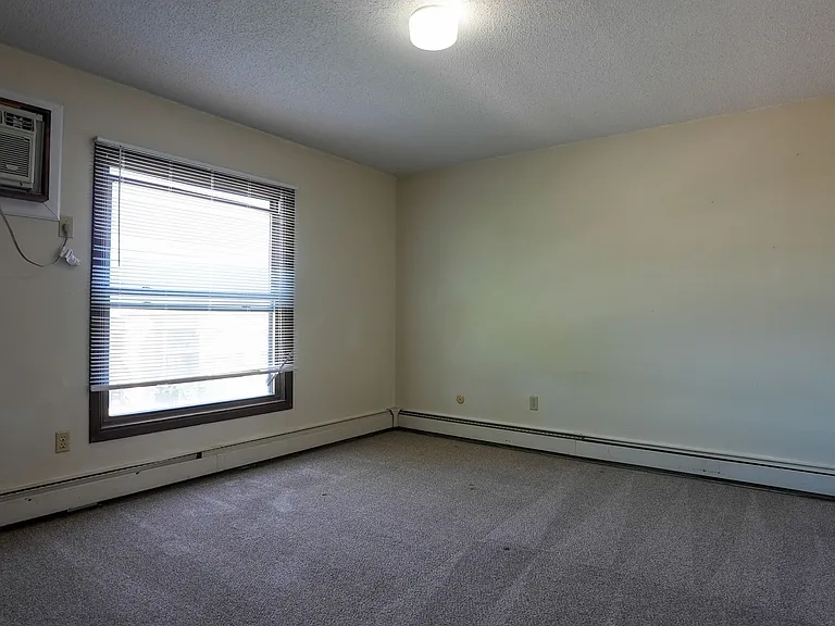 4440 S Poplar St #307 — Photo 3