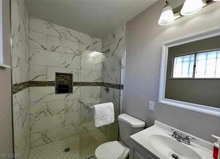 6401 Evergreen Ave — Photo 9