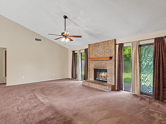 5th image of 6210 Valley Forge Ct