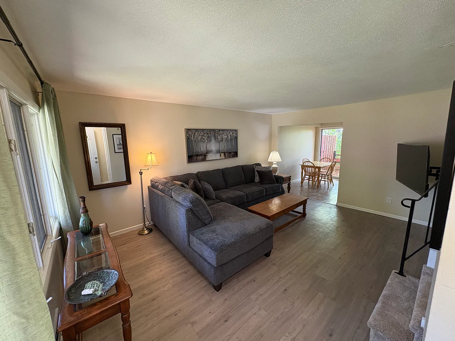 2 bed, 1200 sqft, $2,800 — Photo 4