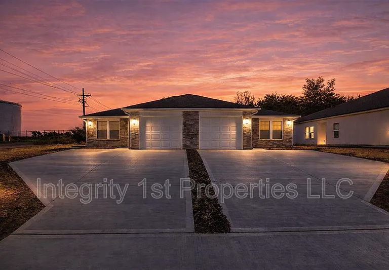 1514 Park Ave #B — Photo 1