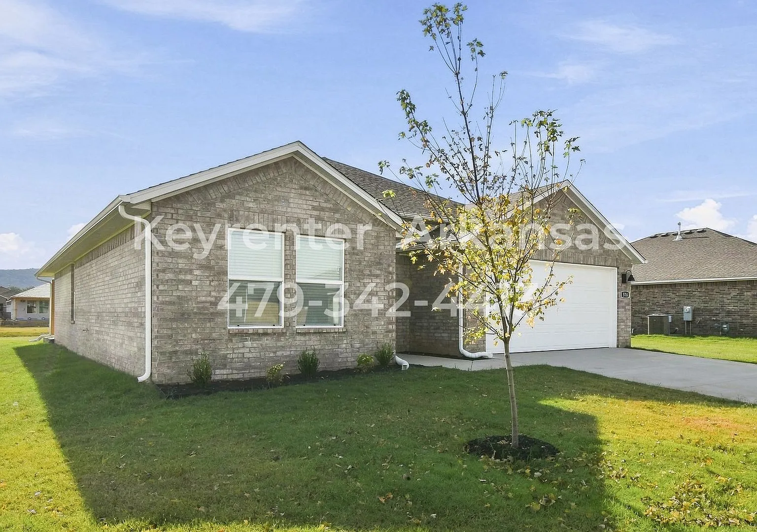 BrandNew 4 Bedroom Home with Modern Finishes Ready for Rent NOW — Photo 3