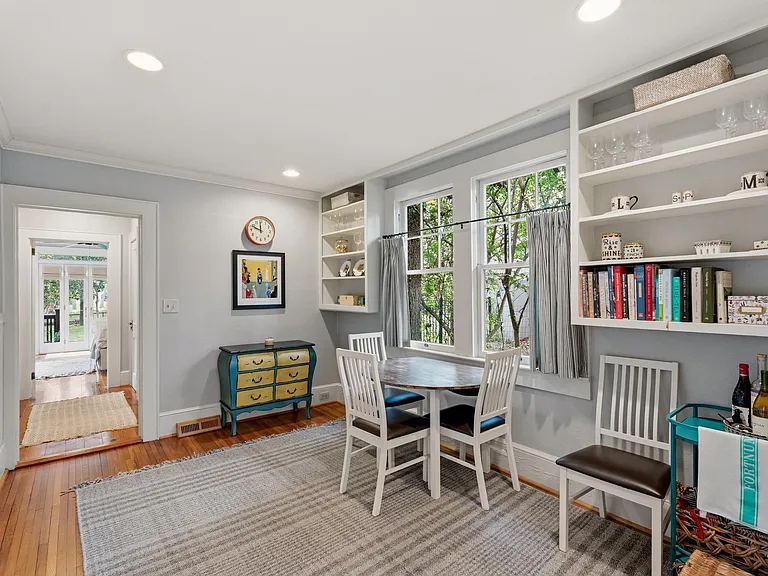 309 Randall St — Photo 17