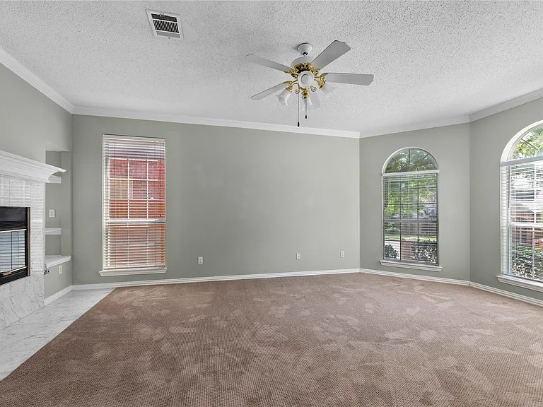 2324 Dyers Oak Dr — Photo 13