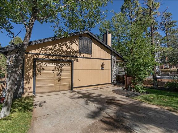 2nd image of 667 Holmes Ln