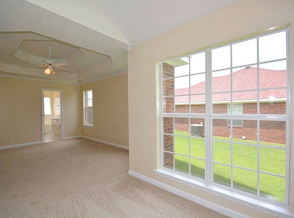 4th image of 4533 Country Glen Cir