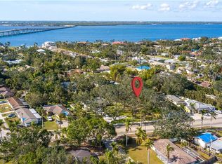 4626 McGregor Blvd, Fort Myers, FL 33901