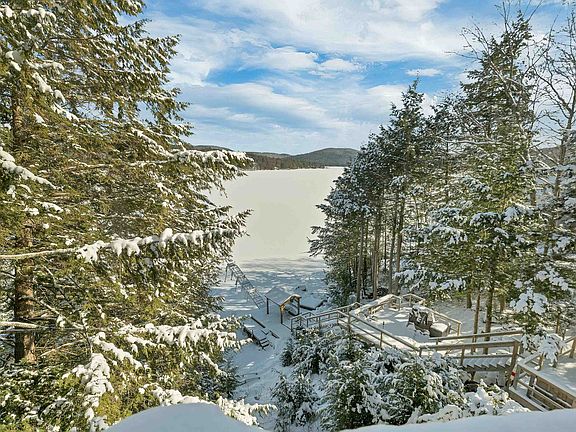 3rd image of 163 North Shore Road