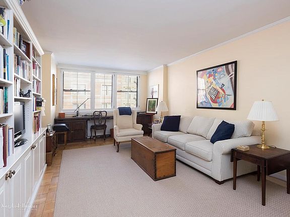 3rd image of 420 E 51st St APT 10A