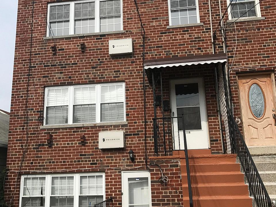 1st image of 258 Robinson Ave #1