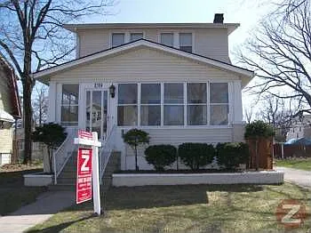 139 W Robert Ave photo 1