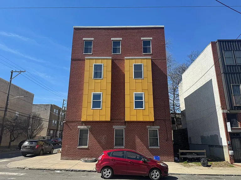 2000-02 N 18th St — Photo 10