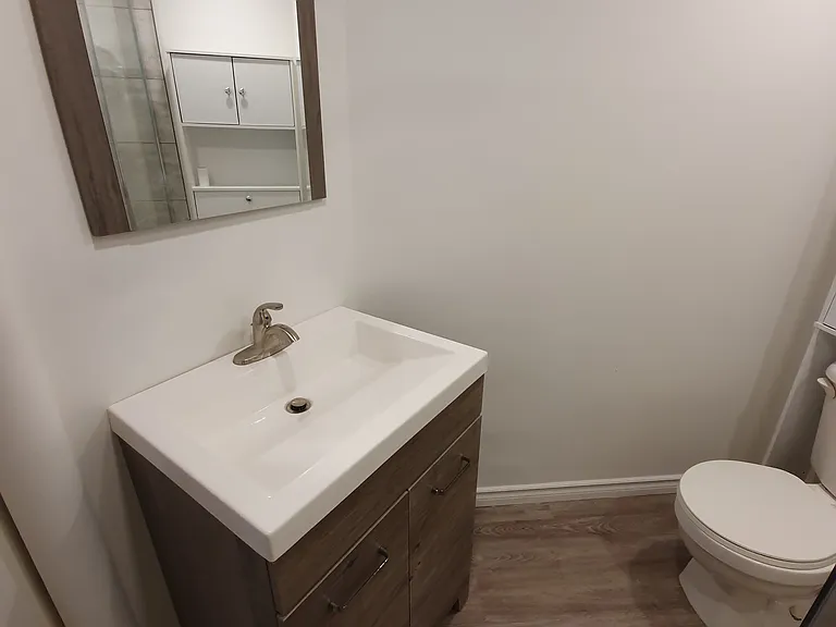 1015 Pinecrest Rd #UPSTRS — Photo 10