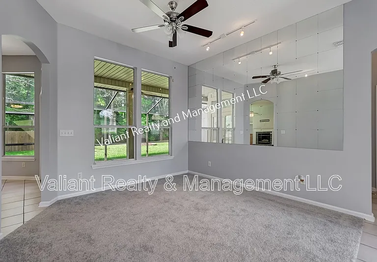 12197 Ripken Cir N — Photo 12