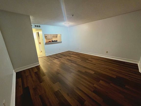 5th image of 6001 Tullis Dr #6003
