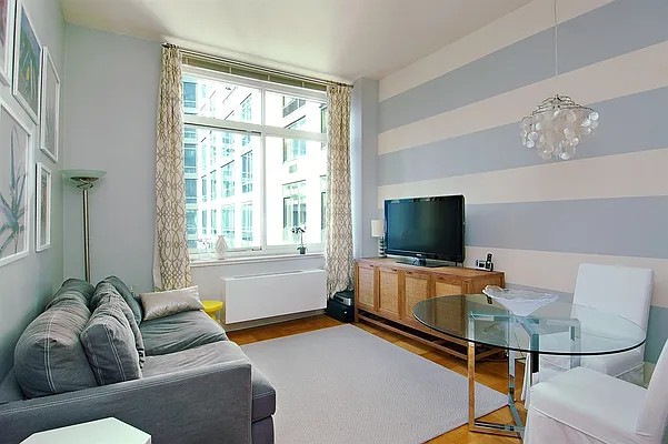 Rented by Corcoran | media 61