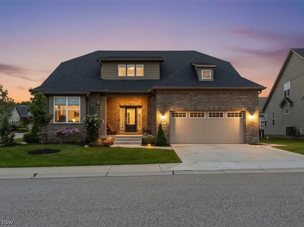 547 Silver Lake Dr, Orange, OH 44022