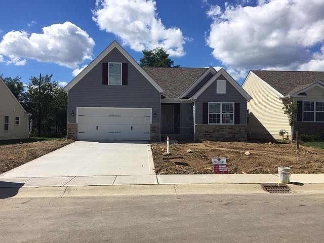 2nd image of 71 Broadstone Cir W