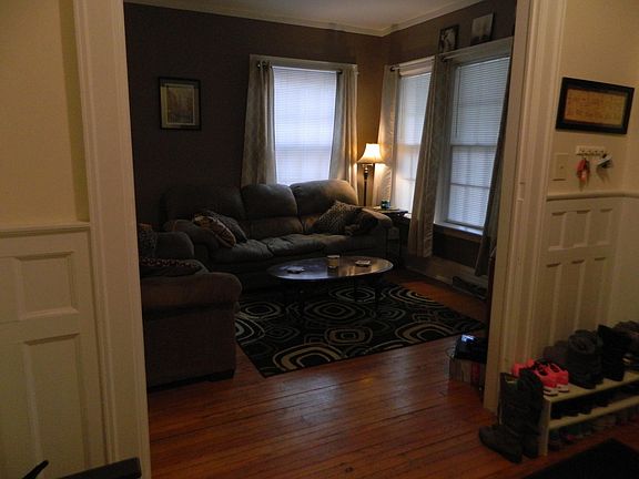 2nd image of 722 Ashland Ave