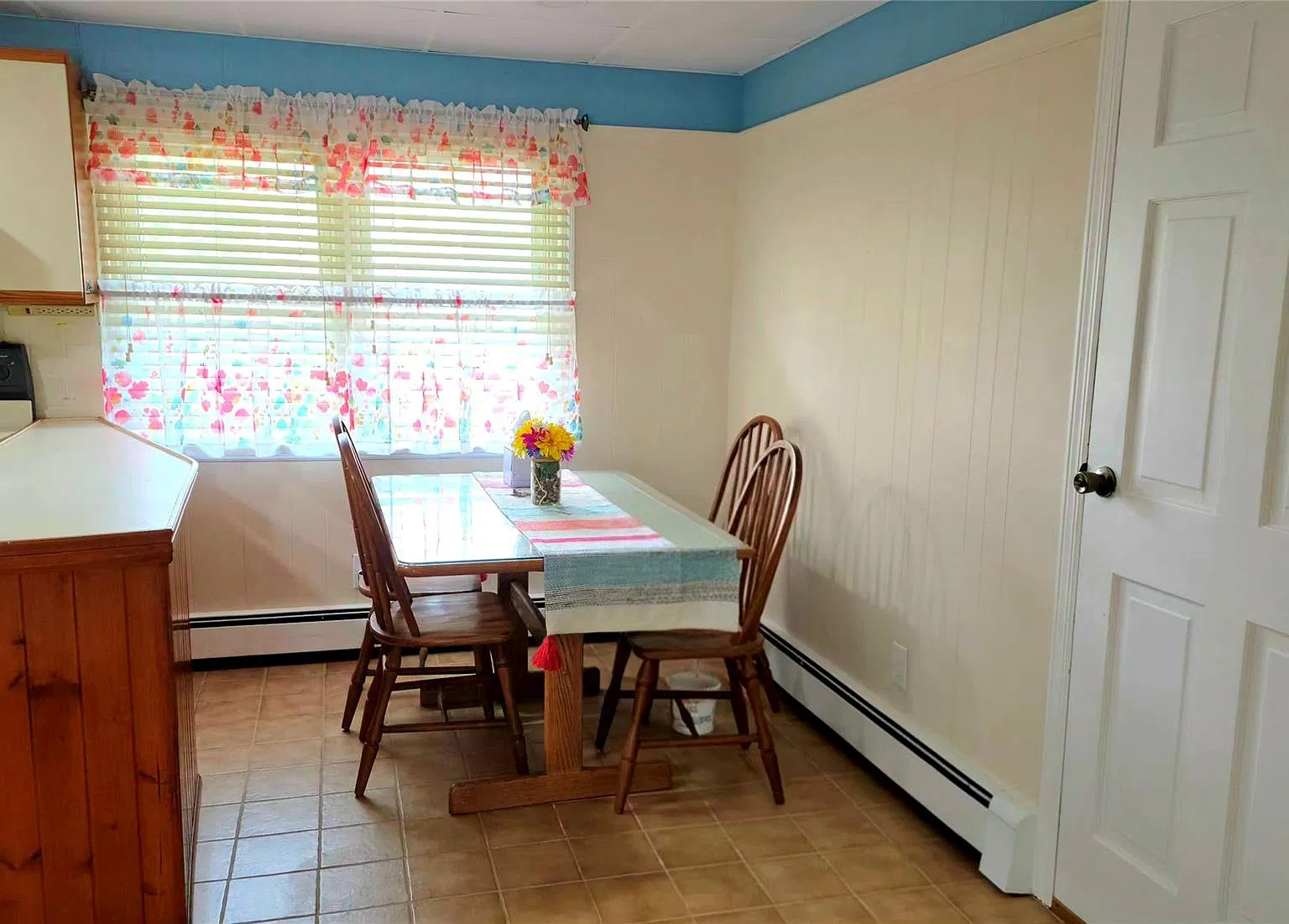 2 bed, 1.0 bath, 1114 sqft, $3,500 — Photo 4