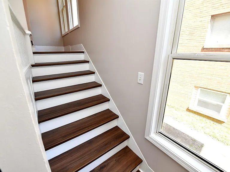 1027 N University St — Photo 42