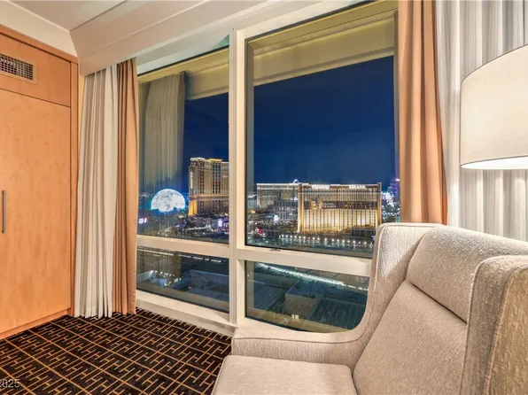 2000 N Fashion Show Dr Unit 3626, Paradise, NV 89109